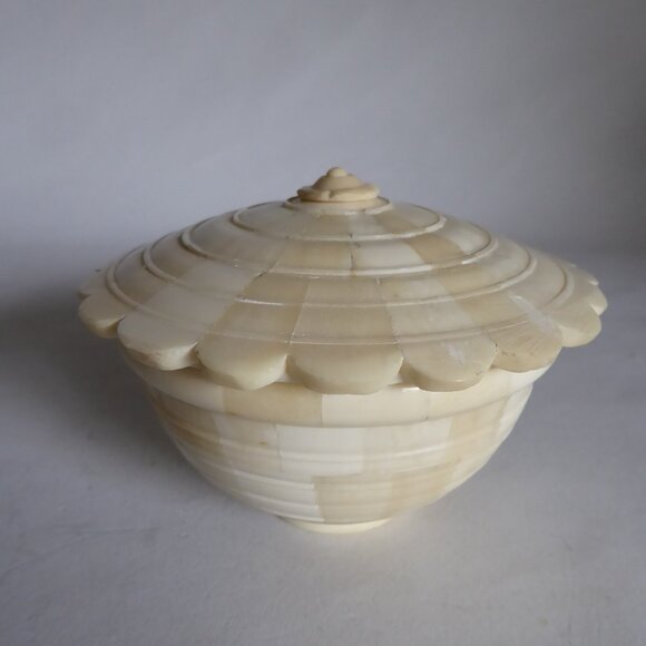VINTAGE NEW HANDCRAFTED LIDDED OPIUM BOX BONE INLAY OVER WOOD TRINKET DISH - Picture 3 of 8